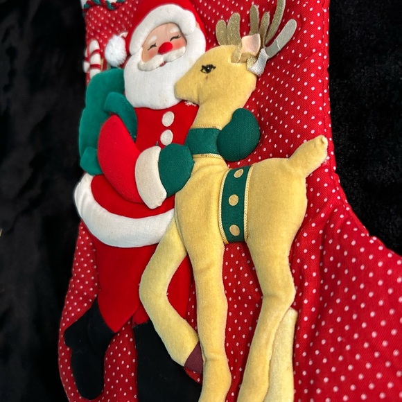 3-Vintage 3D Festive Christmas Stockings. - Picture 8 of 16